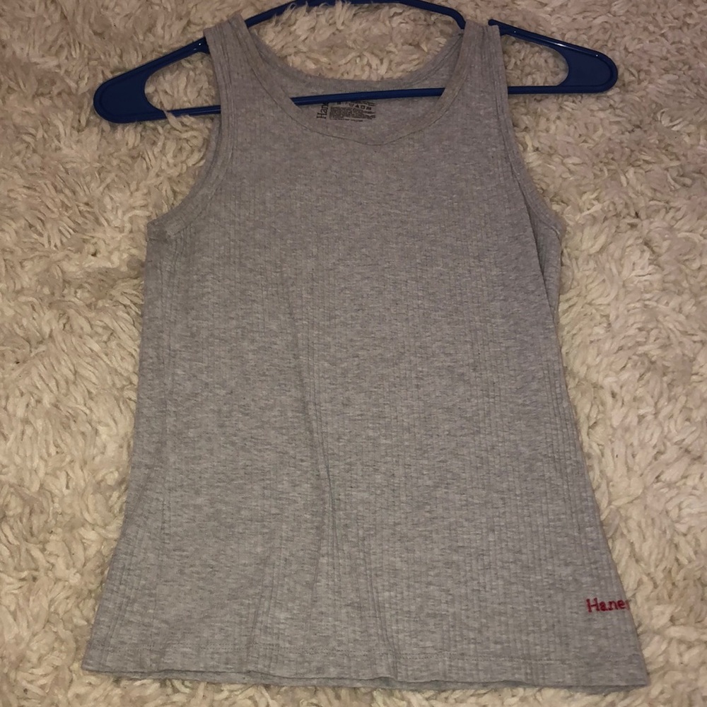 Gray tank top